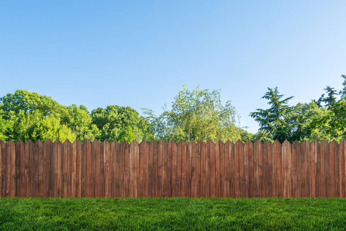 High qualityTImber wood fence