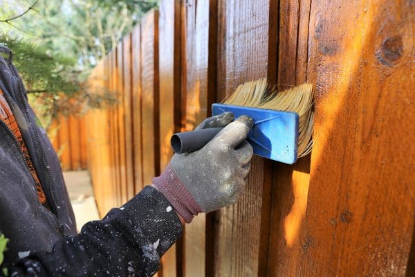 Painting a wooden garden fence, How To Paint A Fence That Has Gaps